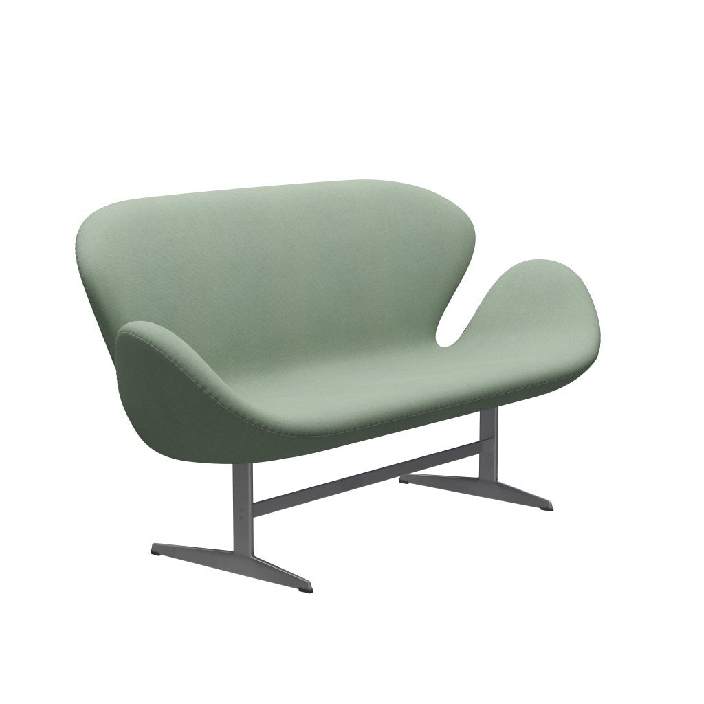 Fritz Hansen Swan Sofa 2 Seater, stříbrná šedá/tonus máta zelená