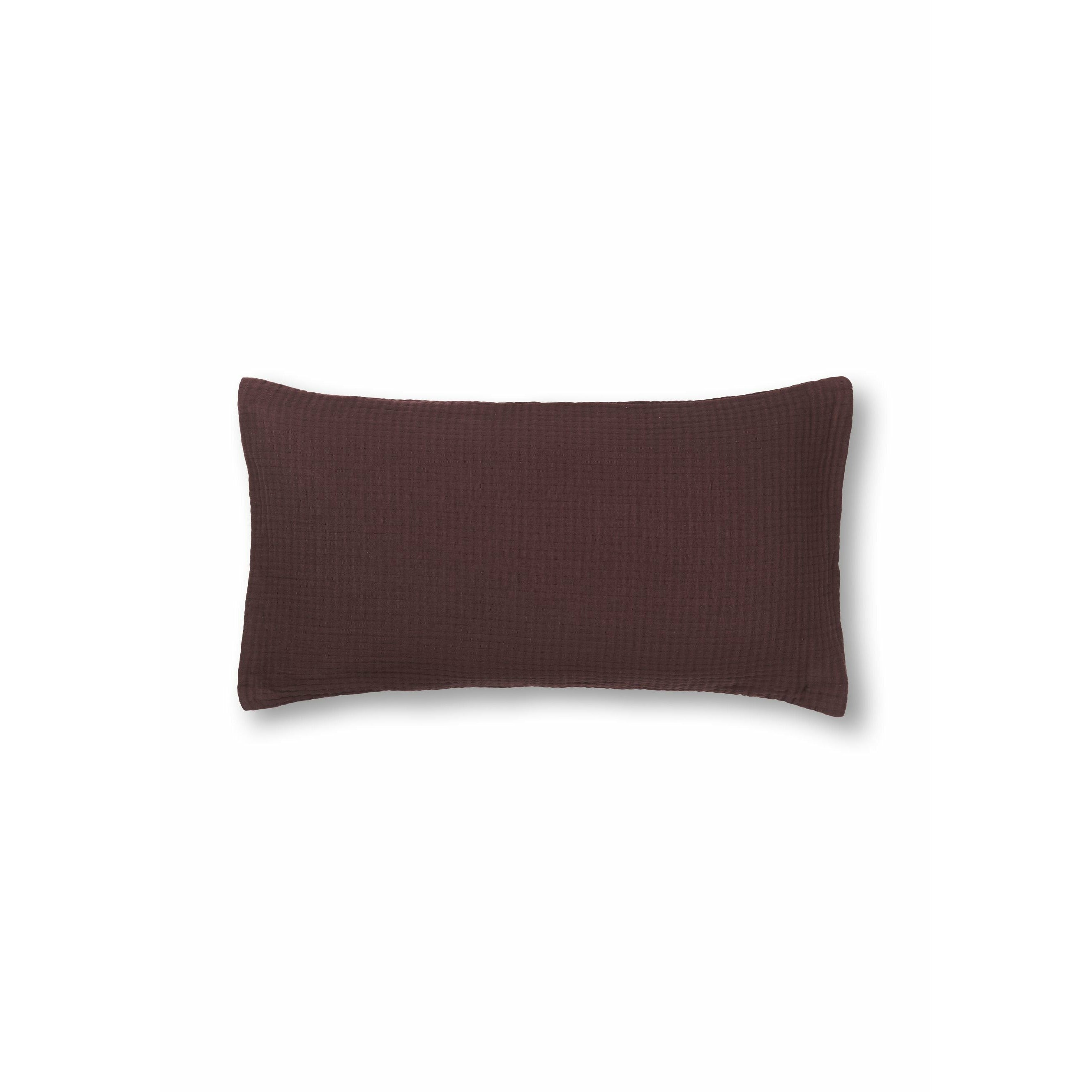 Juna View Cushion 30x60 cm, čokoláda