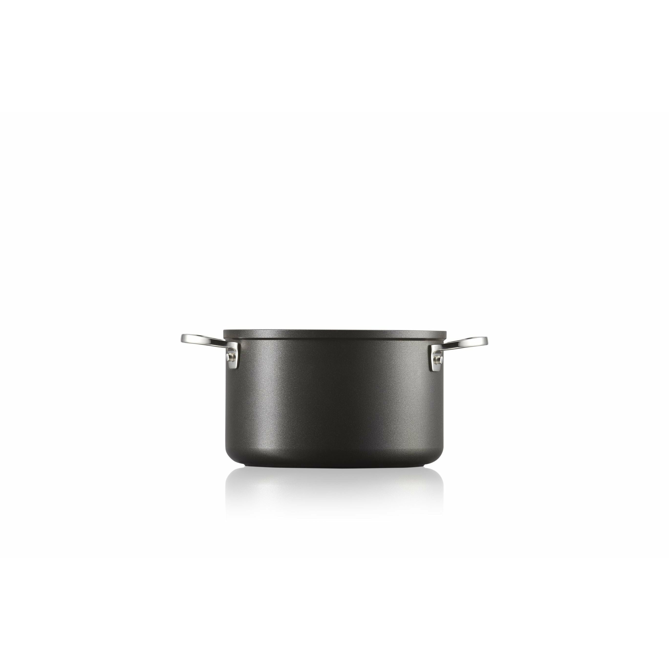 Le Creuset Aluminium non Stick Meat Pot, 20 cm