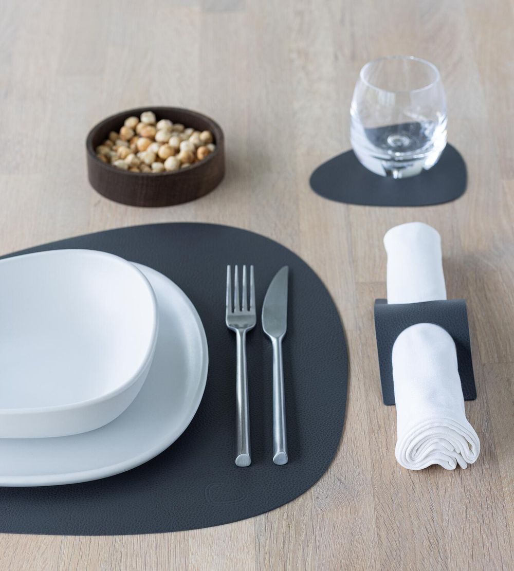 Lind DNA Curve Placemat Serene Leather L, Antracit