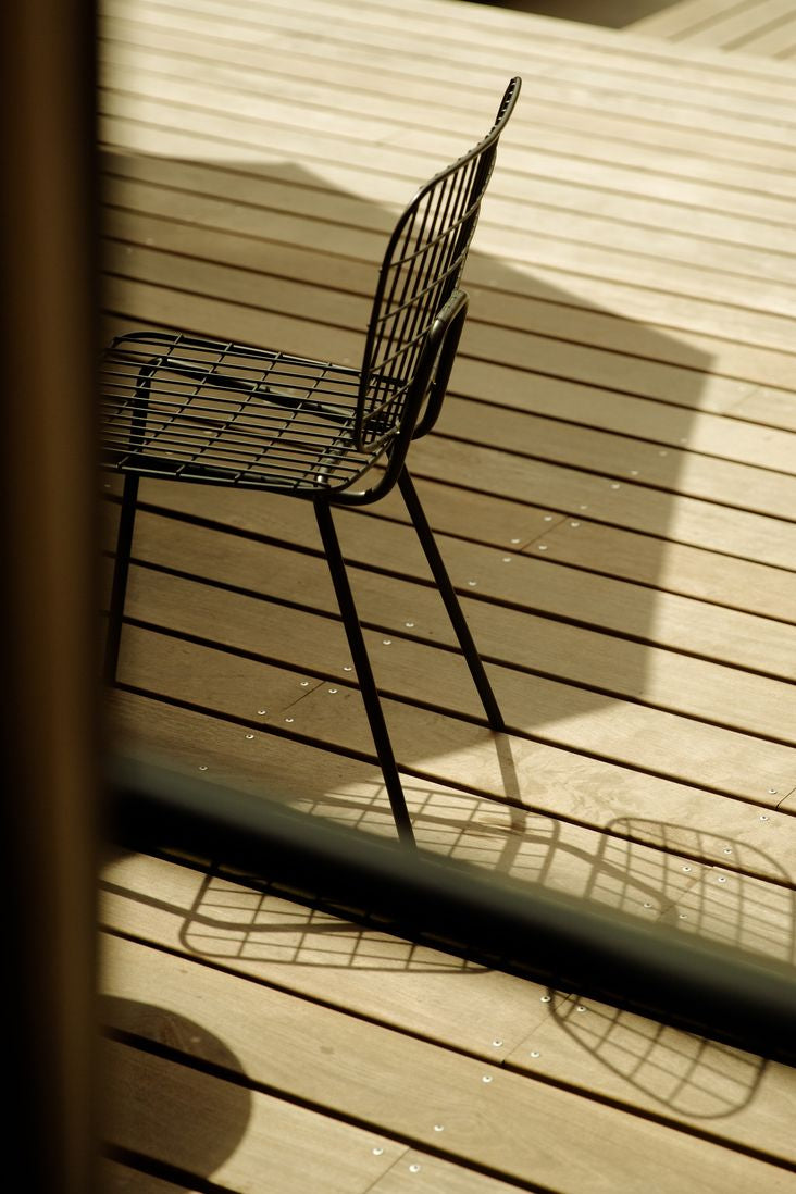 Audo Copenhagen WM String sedadlo polštář venku/jídelny, tmavě šedá