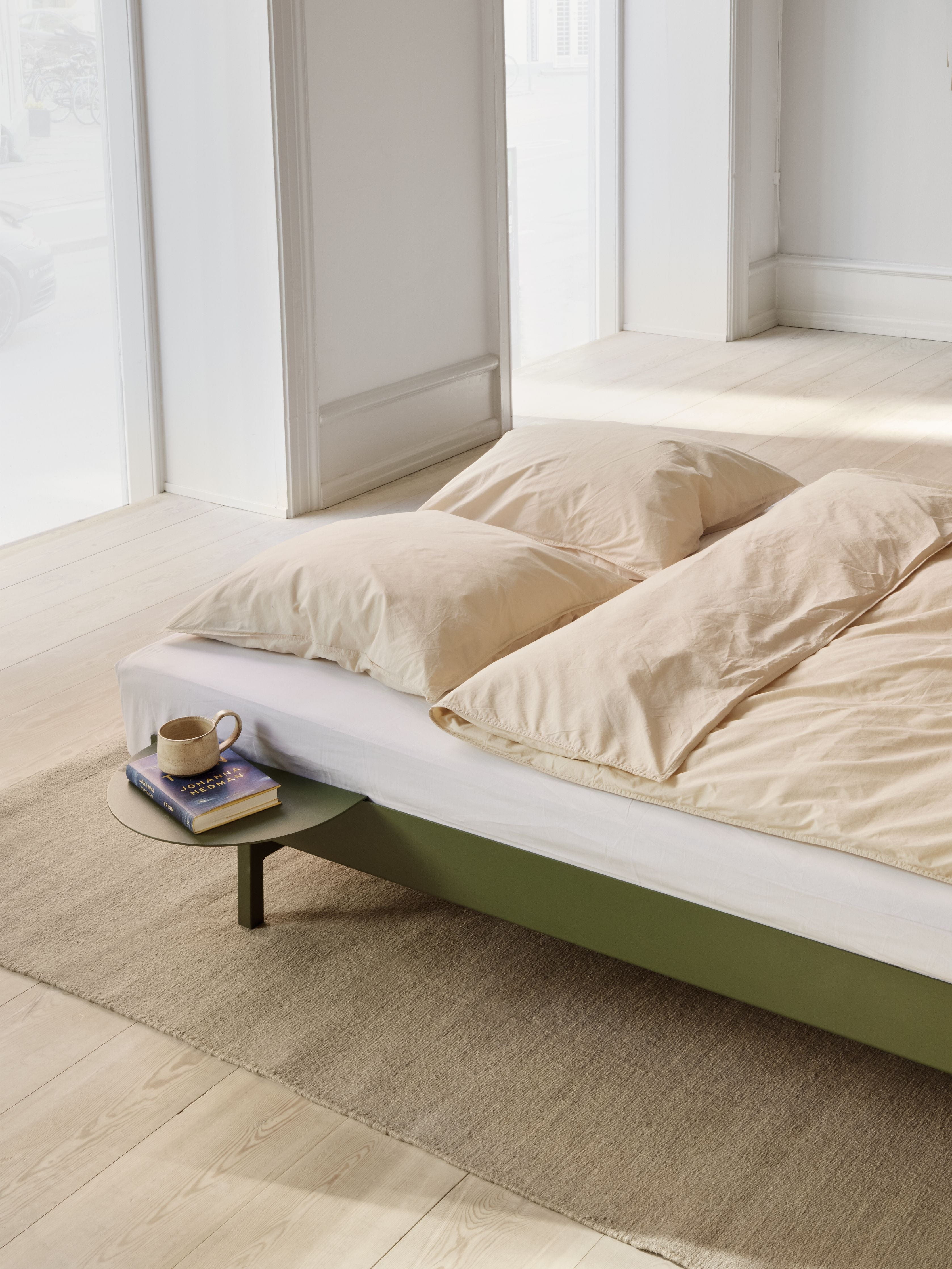 Moebe postel s 2 nočními stoly 90 180 cm, borovice zelená