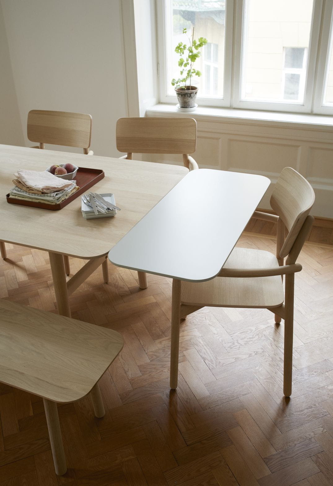 Skagerak Hven Table Oak Soap White Pigmented, 190 cm