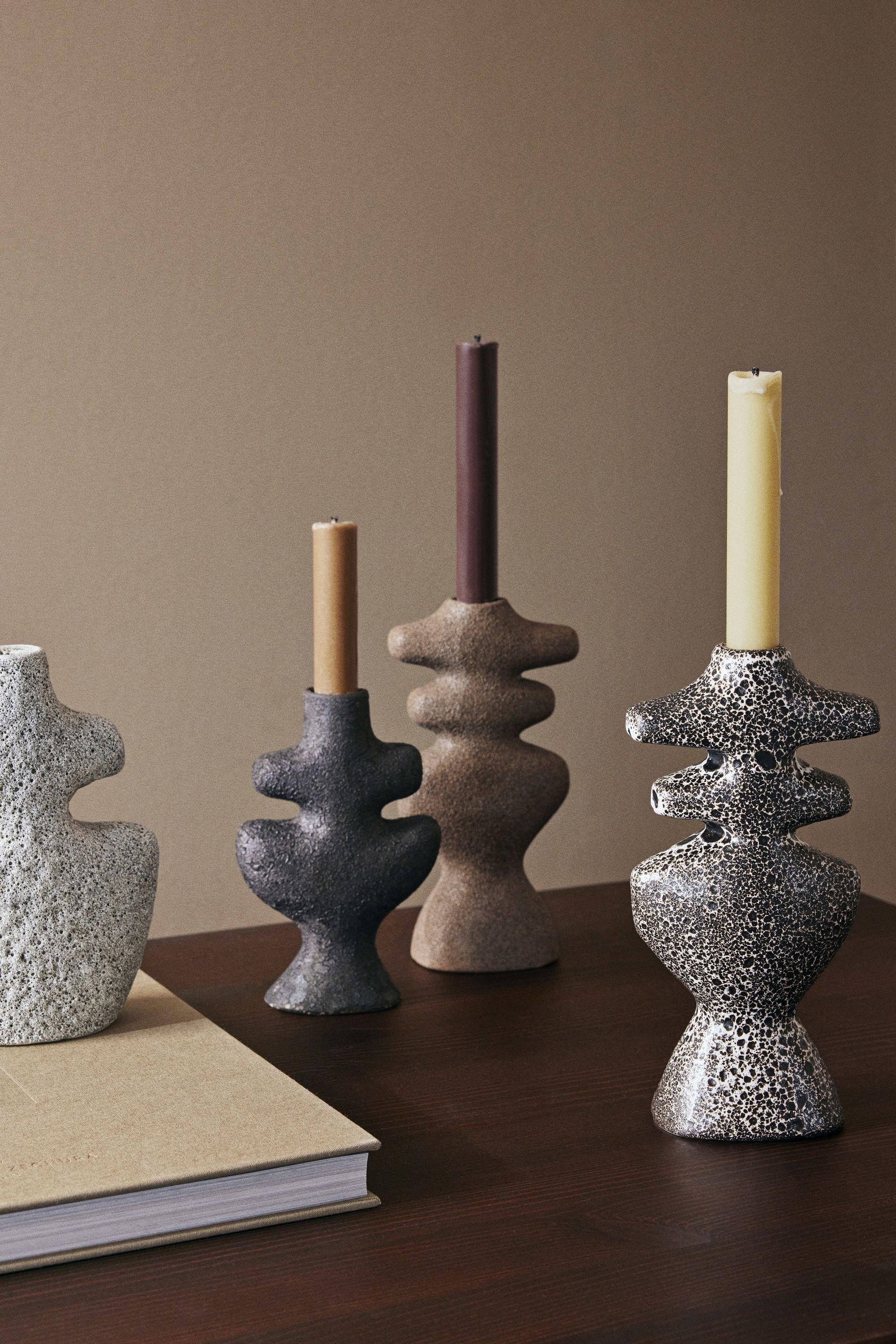 Ferm Living Yara Candle Holder Large, Dark Sand